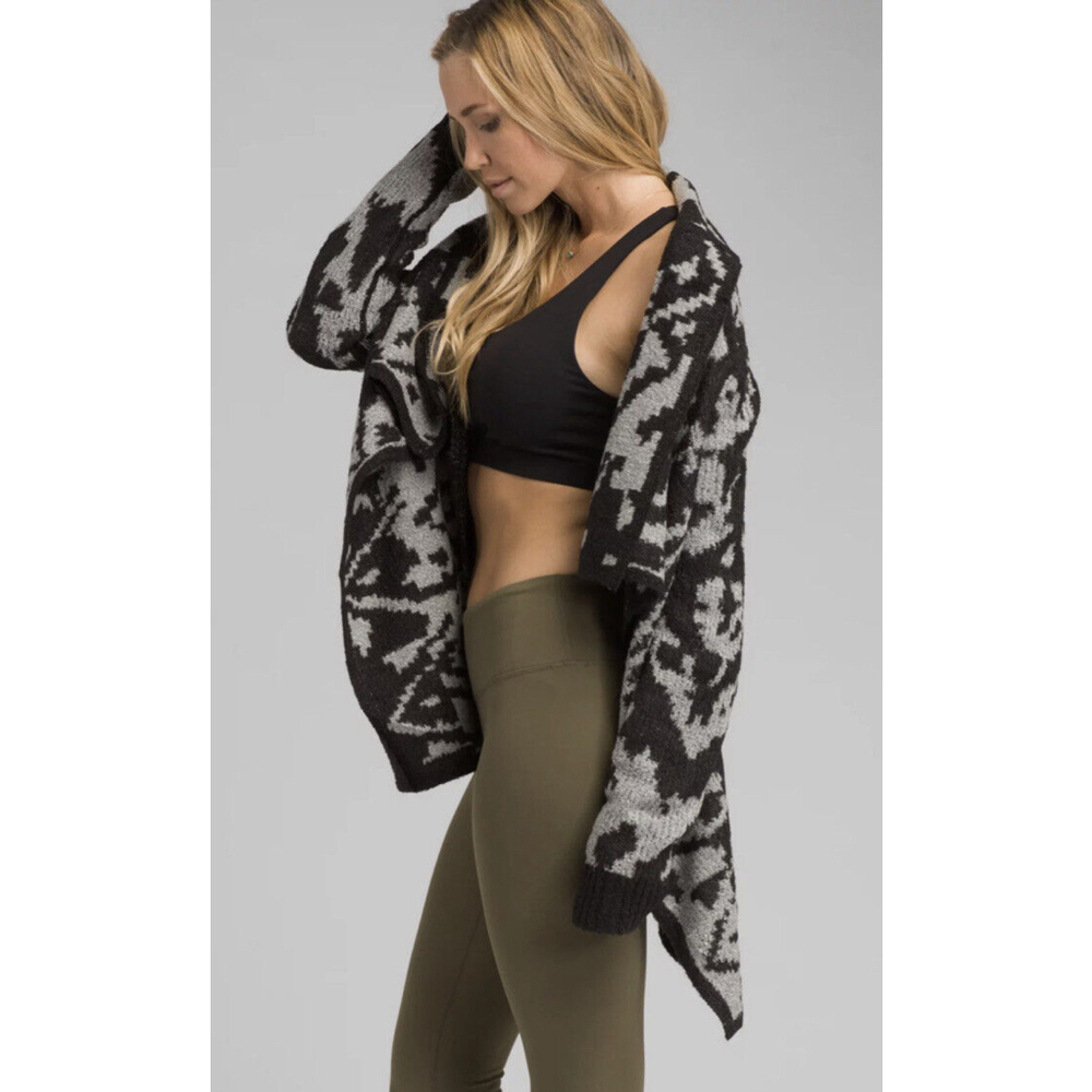 PRANA Alberta Reversible Sweater NWT Gray Black Geometric Drape Front Small